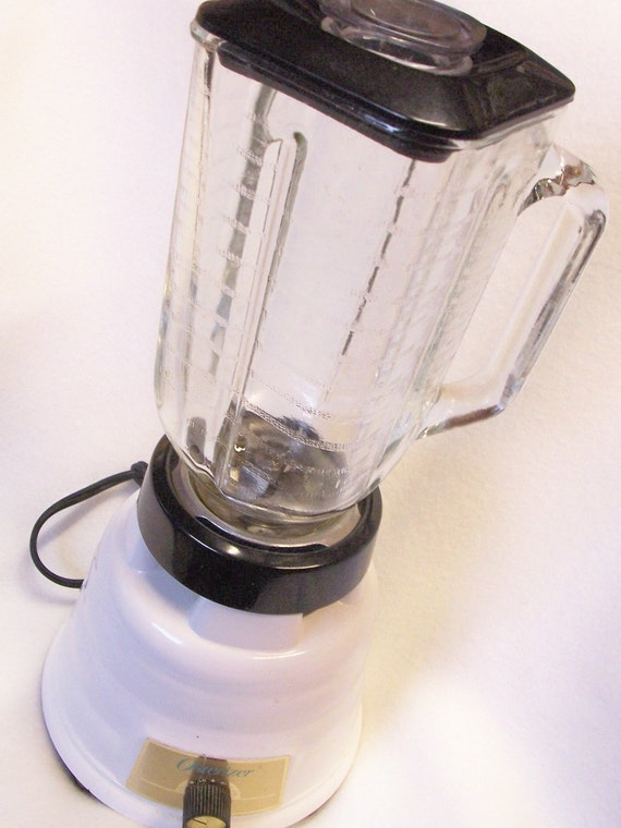 Vintage 1950's Beehive Oster Osterizer Blender White Retro
