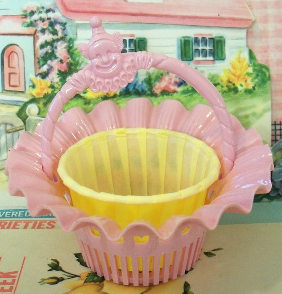 Cup / cups Plastic nut Party Baskets Nut  vintage / plastic Vintage / Pink Set   Three Favors / of