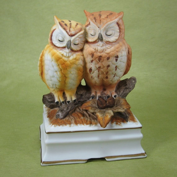 Owls Music Box Towle Fine Porcelain