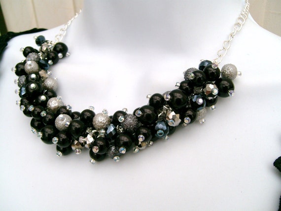 Items similar to Chunky Pearls, Black and Grey Beaded Necklace, Black ...