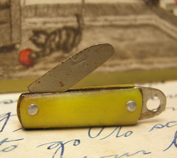 Cracker Jack Pocket Knife