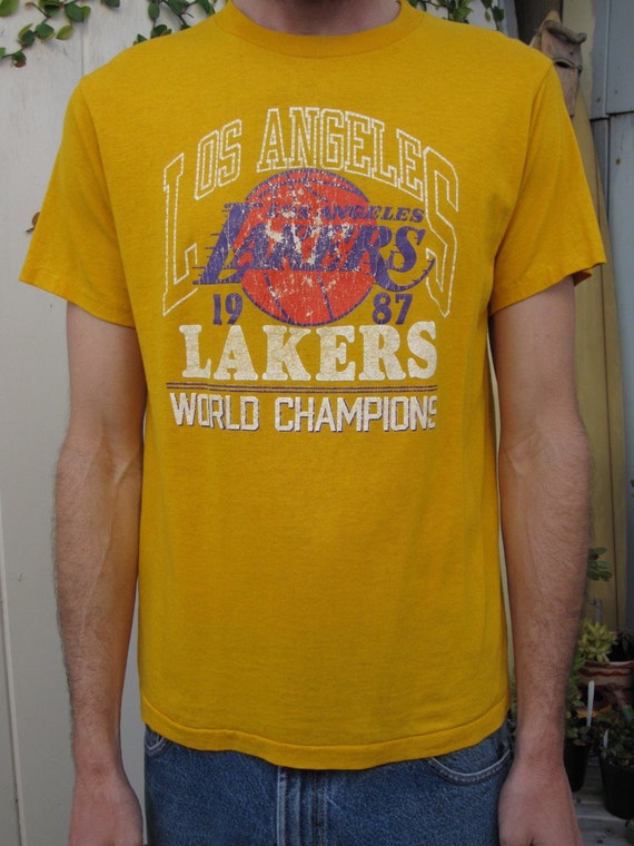 Vintage Lakers Tshirt 4