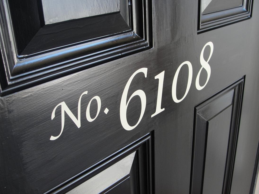 Front Door house numbers vinyl lettering by piccadillypeddler