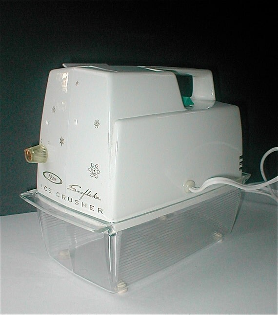 Vintage 1977 Oster Snowflake Ice Crusher by studiostebbylee