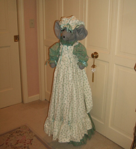 Vintage Mouse Vacuum Cleaner Cover