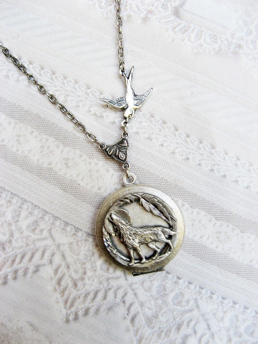 Silver Necklace Silver Twilight Wolf Locket Jewelry by