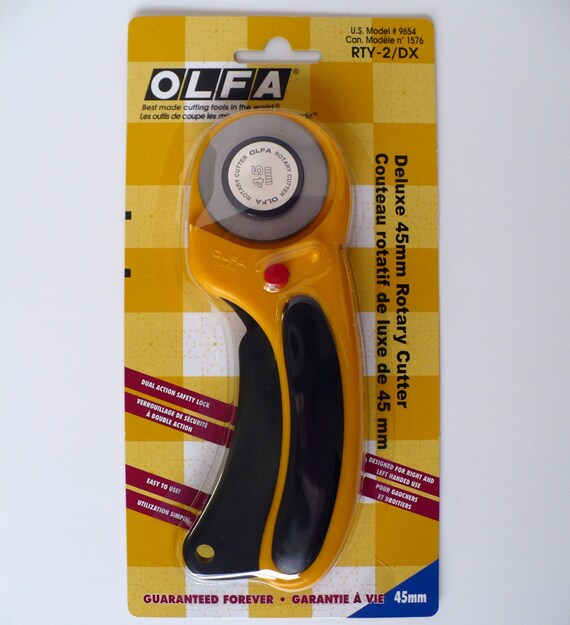 SALE 45mm Olfa Deluxe Ergonomic Rotary Cutter Cutting