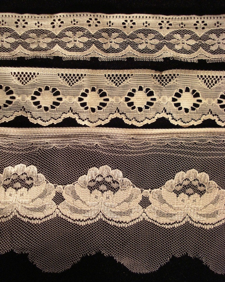 Lot of 3 Vintage Lace Trims Antique White and Blush