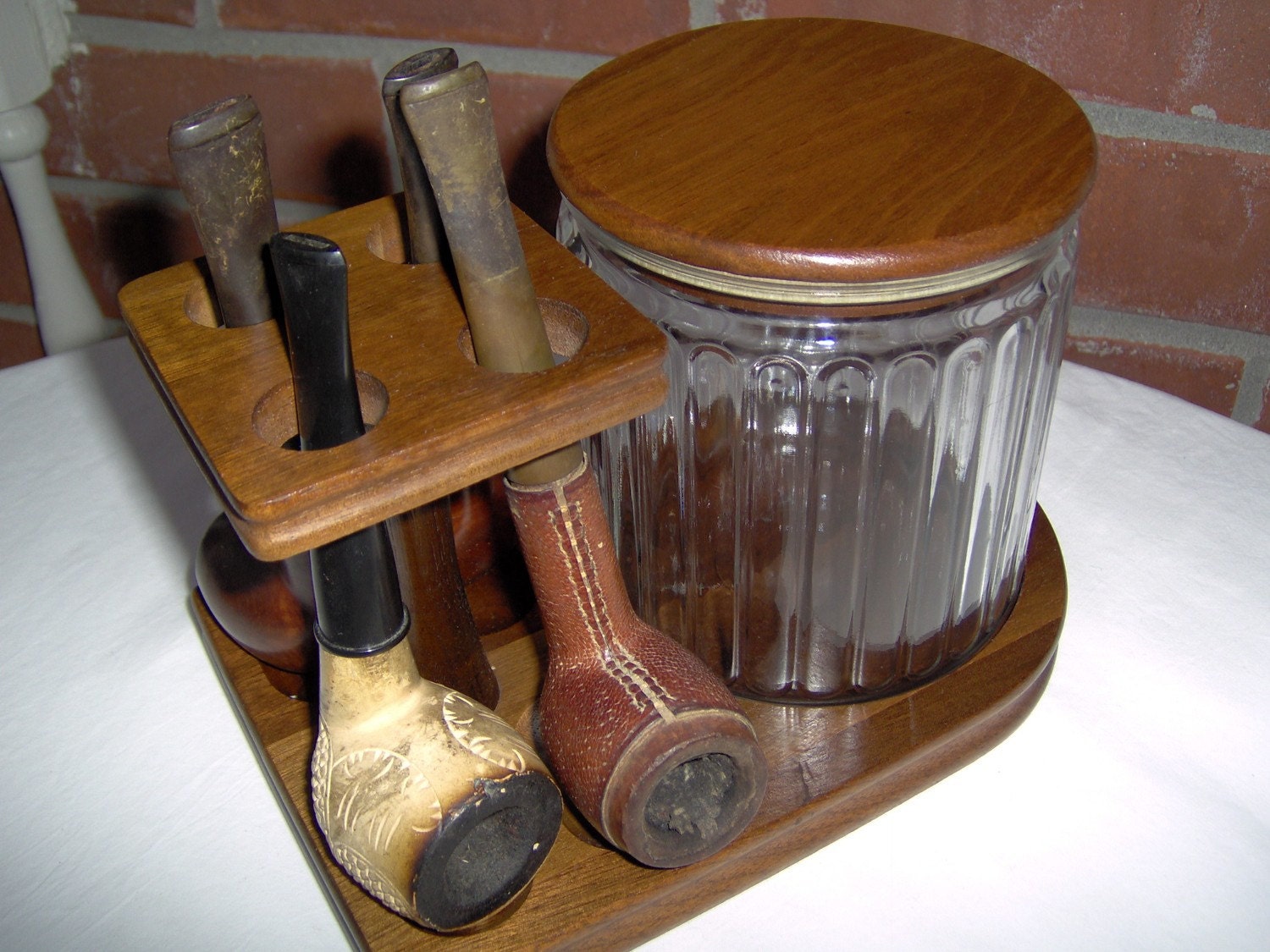 Vintage Pipe Rack by Decatur Industries Inc. Walnut/Holds 4