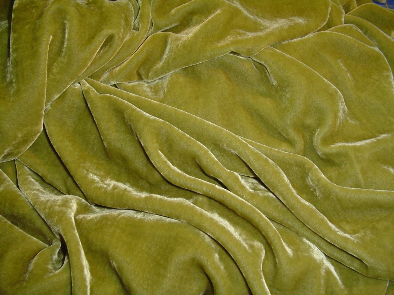 SILK Velvet fabric 28 percent silk 72 percent rayon spicey