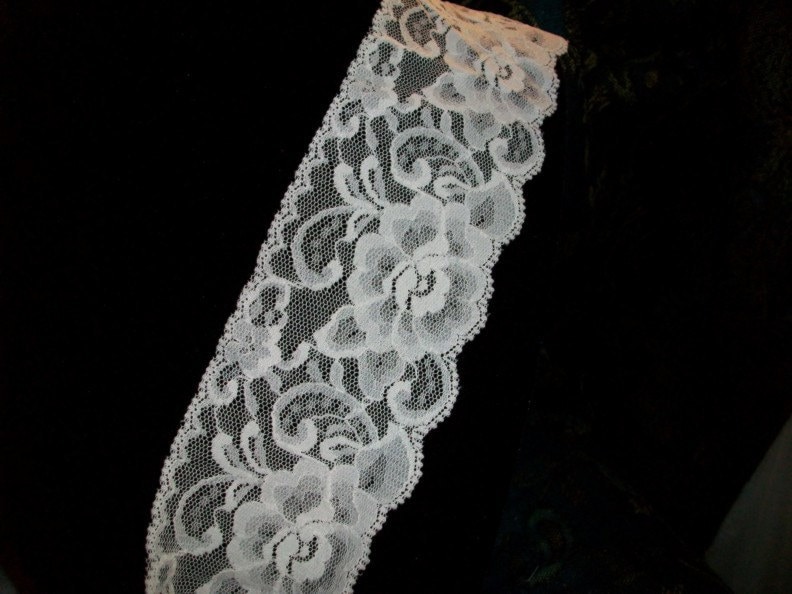 5 Yards Wedding White Floral Lingerie Flat Lace Trim by RayvnsLace