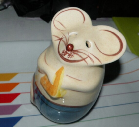 Vintage Mouse Shaker Parmesan Cheese oh yeah ceramic spice