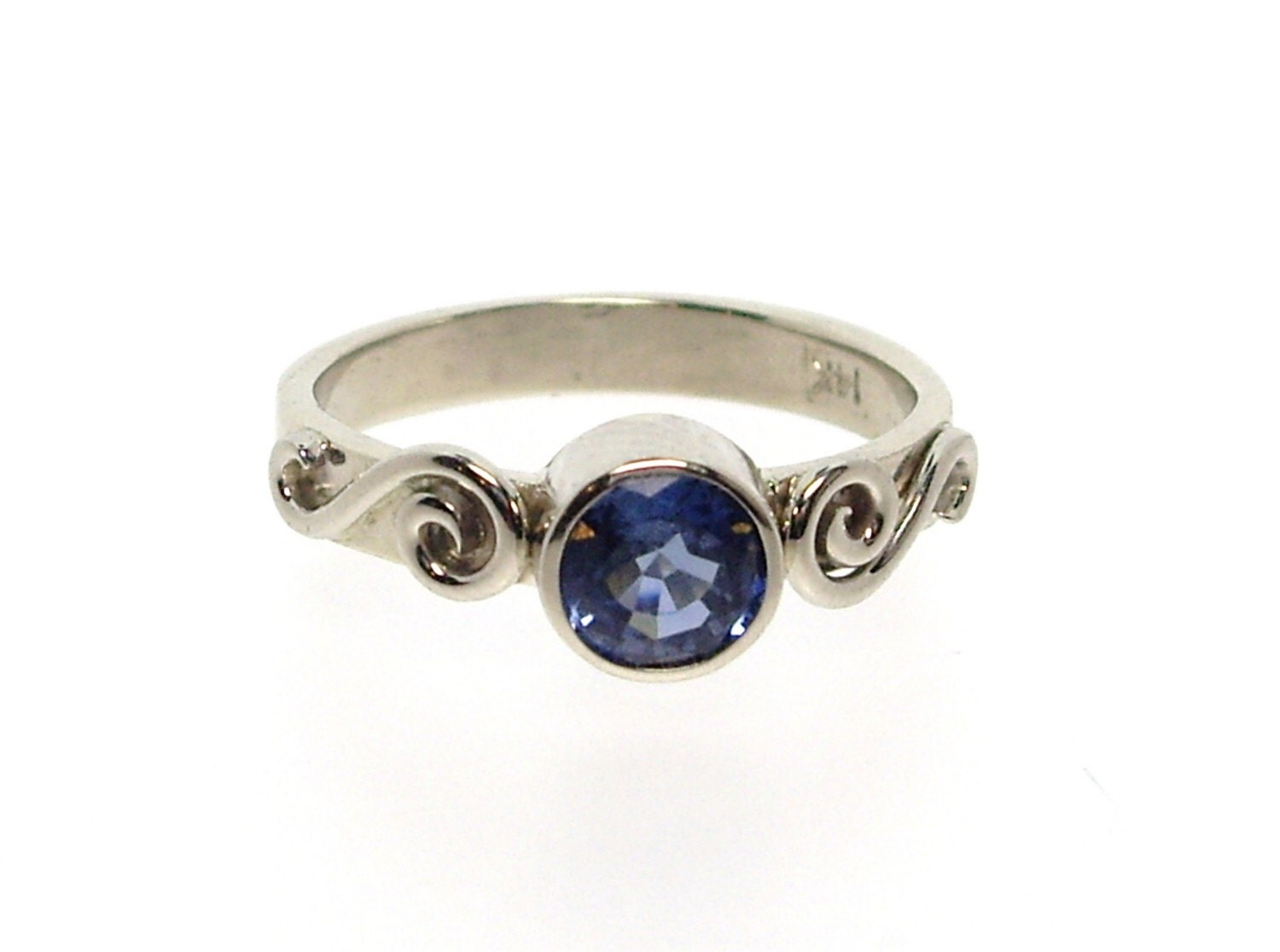 Blue Sapphire In White Gold Ring