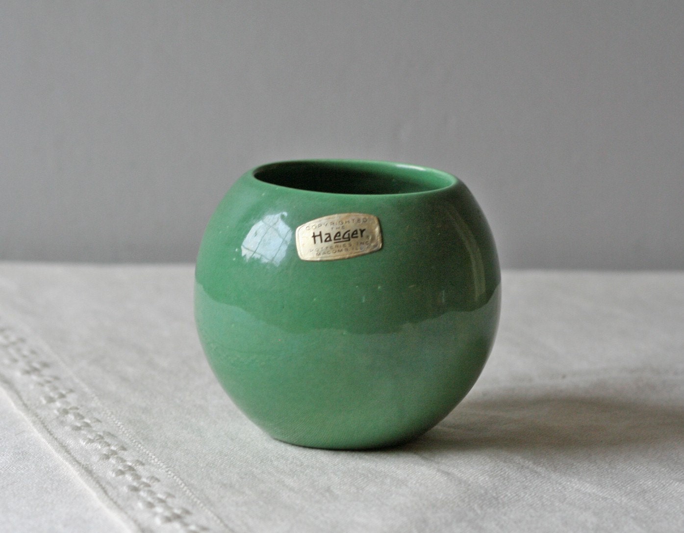 vintage green round Haeger vase