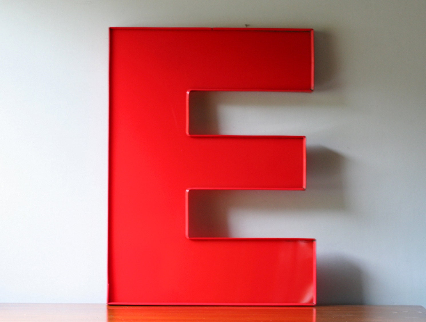 large vintage red letter E by ModishVintage on Etsy