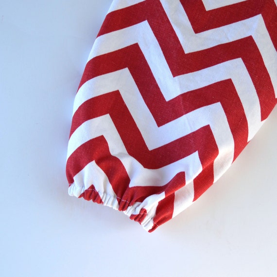 Fabric Plastic Grocery Bag Holder Red Chevron Zig Zag