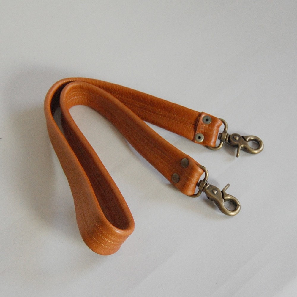 Leather clip on cross body strap