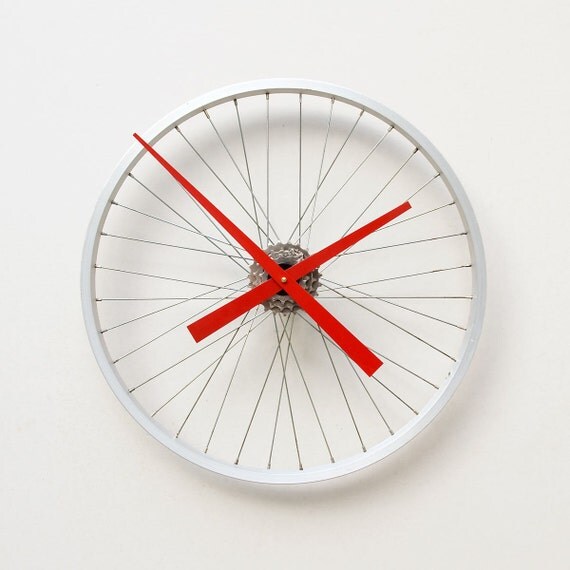Clock made from a Recycled Bike Wheel by pixelthis on Etsy