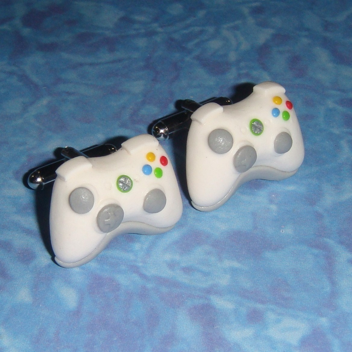 CUFFLINKS Xbox 360 controllers pick any color by TheClayCollection