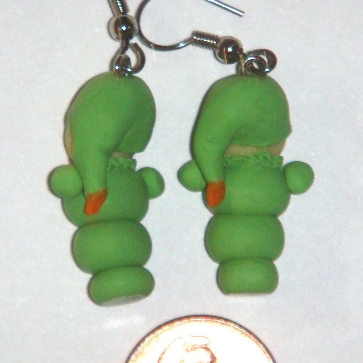 Glo worm Glowworm Earrings miniature toy game original