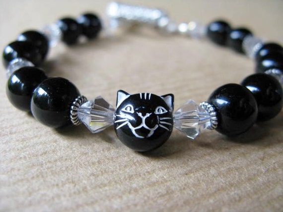 Oreo Black and White Kitty Cat Face and Onyx Beaded Bracelet
