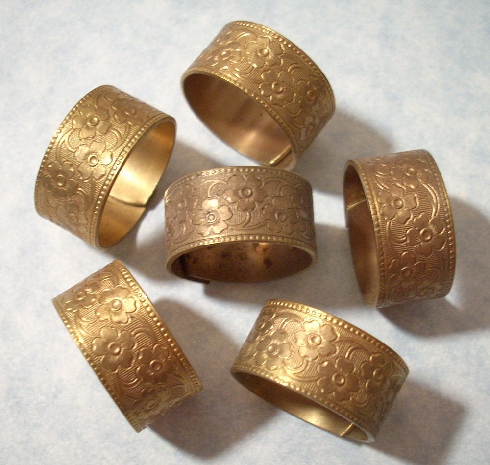 3 Vintage Brass Flower Pattern Rings Brass Ring Blanks