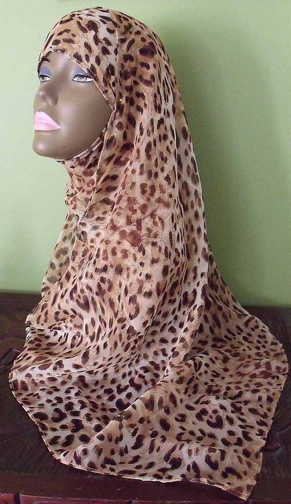 Shayla Hijab Leopard Print Scarf