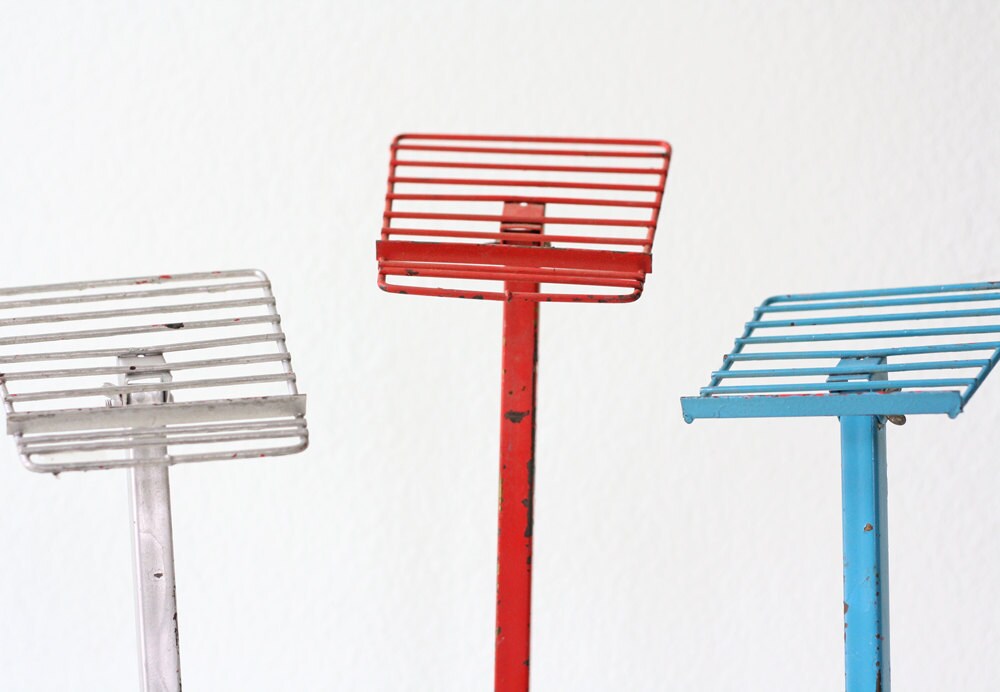 Vintage Shoe Display Stands Set of 3 by bellalulu on Etsy