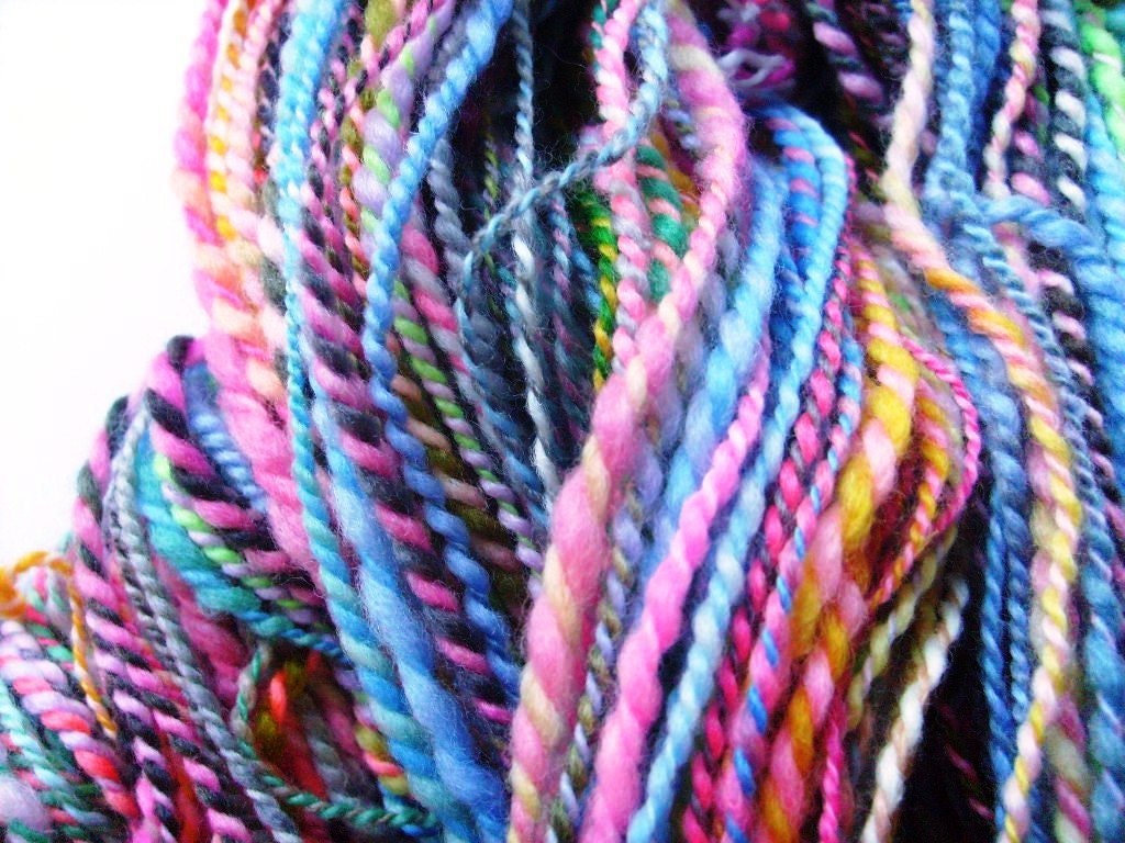 handspun yarn.. jelly bean 4.. 200 mtr or 218 yds 2ply