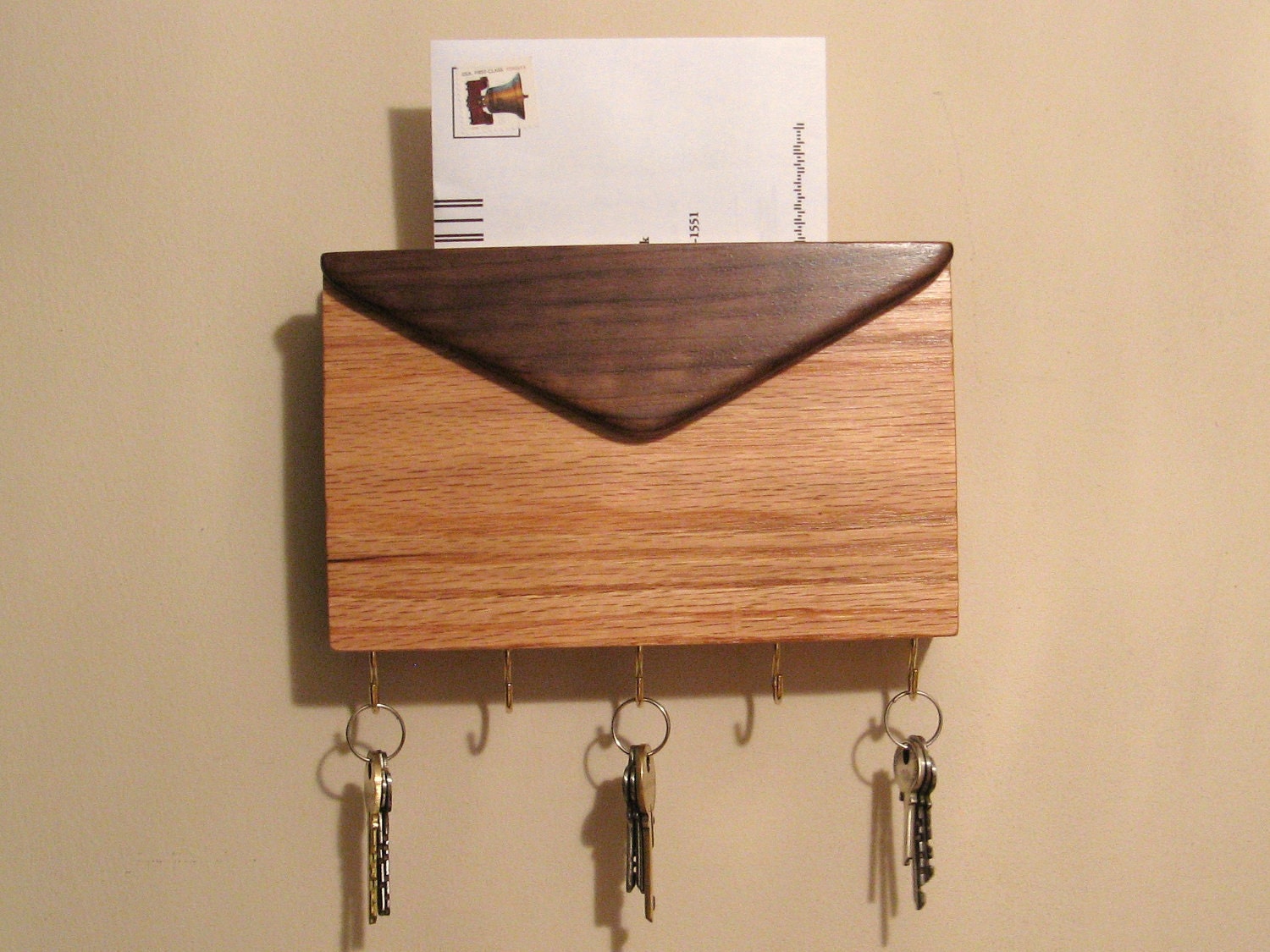mail key holder