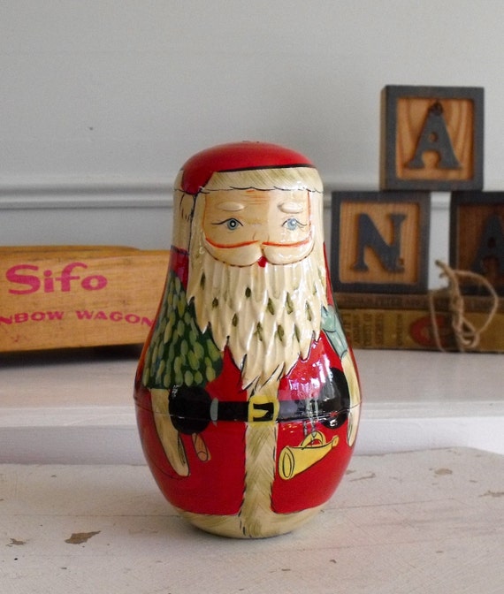 santa matryoshka dolls