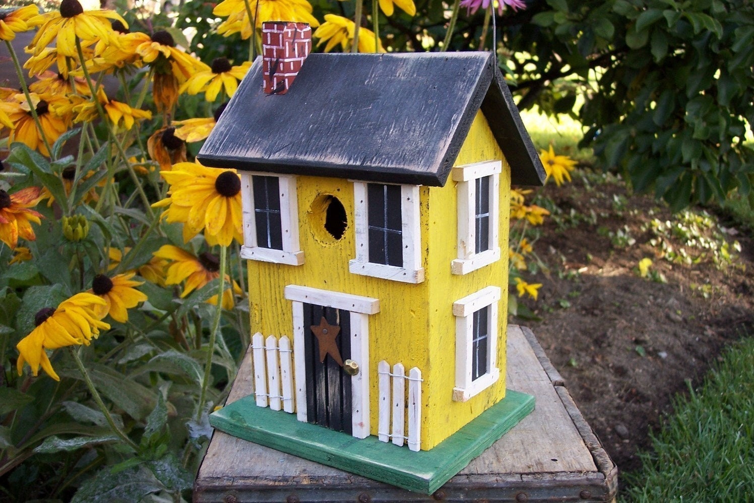 Primitive Salt Box Birdhouse Folk Art Aged by birdhouseaccents