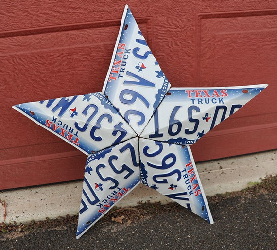 Items similar to Texas license plate star sculpture on Etsy