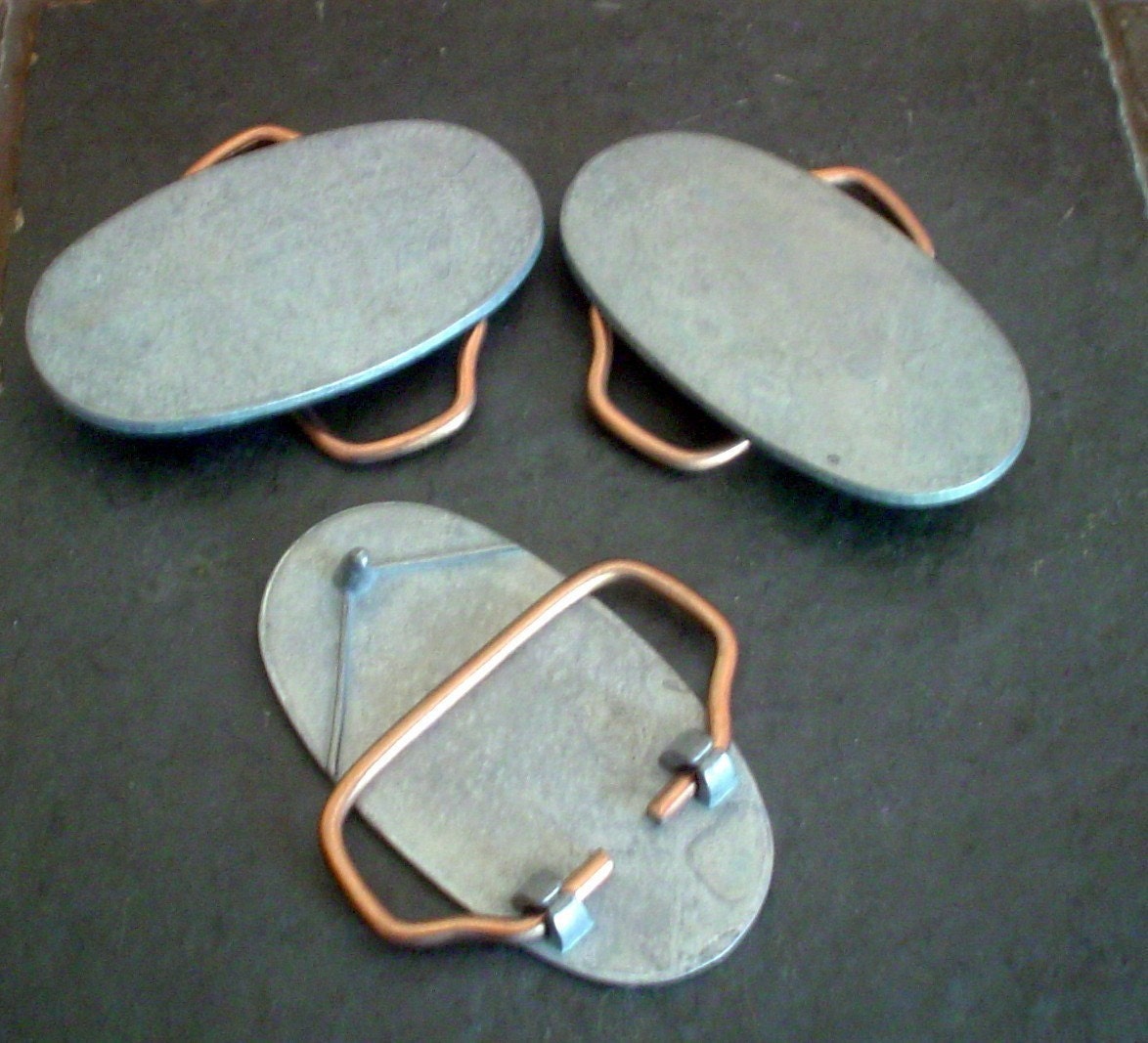 non metal belt buckle