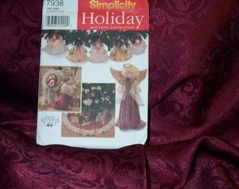 UNCUT Simplicity 7938 Shabby Chic, Country,Craft Christmas Holiday Angels,Tree Skirt, Stocking, Ornaments, Wreath, Sewing Pattern SEWBUSY12