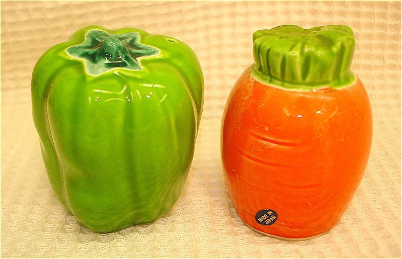 Vintage Vegetable Veggie Salt and Pepper Shakers