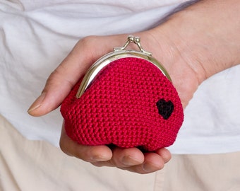 crochet heart coin purse