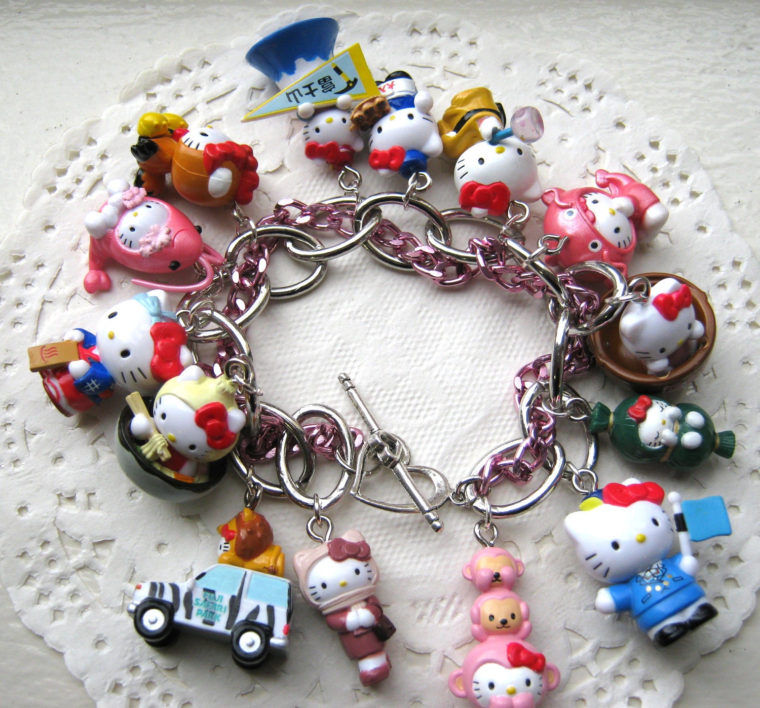 Hello Kitty Charm Bracelet Style 17