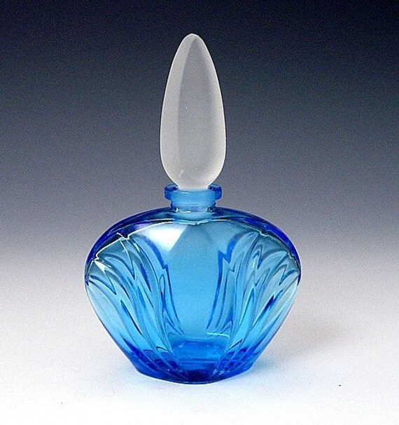 perfume with vintage bottle stopper Avon Bottle Perfume Stopper Cobalt Vintage with Blue