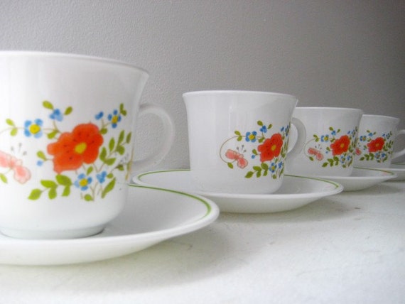 vintage saucers cups CORELLE set of corelle CORNING and 4 cups vintage