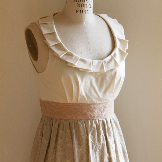 Flowers and Cream Pleated Collar Dress, 1 More Available, Made-To-Measure