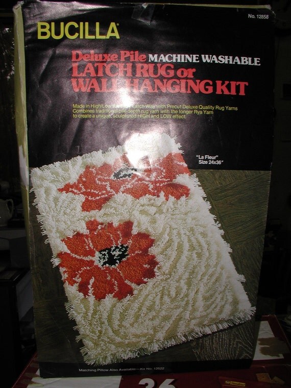 Vintage Bucilla Latch Hook Rug or Wall Hanging Kit La Fleur