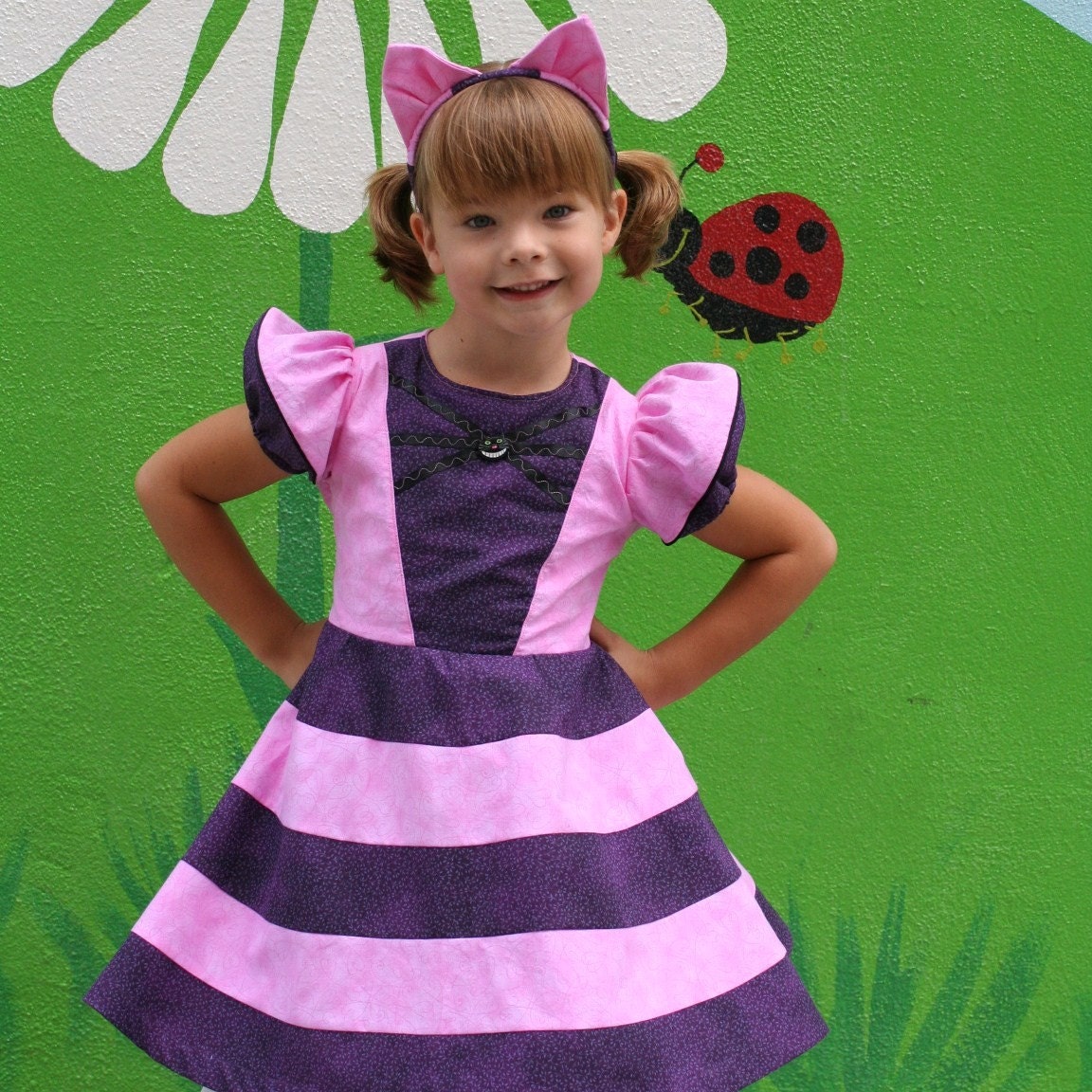 Cheshire Cat dress for Alice in Wonderland by tinkerellacreations