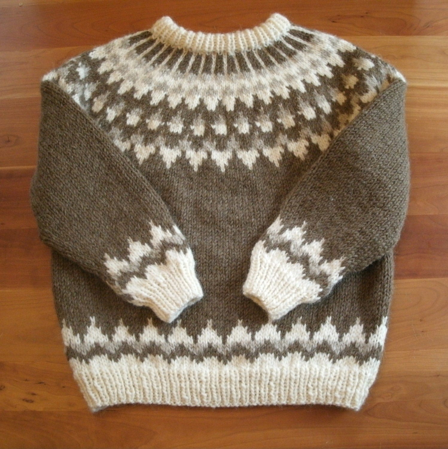 Icelandic Sweater Women's Medium Lopi Brown Handknit