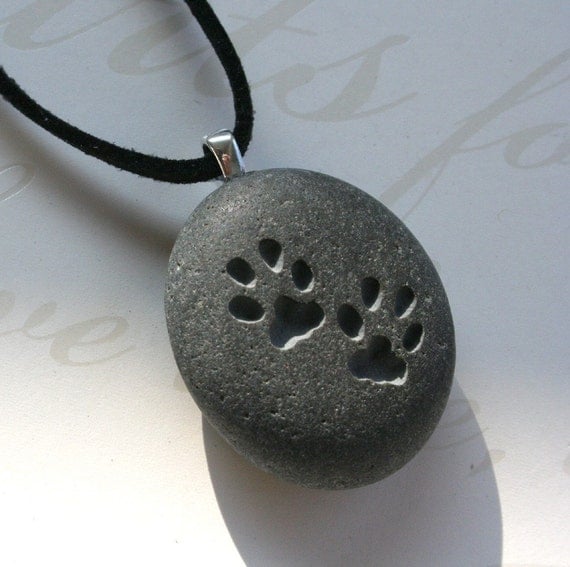Cat Name Engraving On Pendant Cat Name Engraving On Pendant