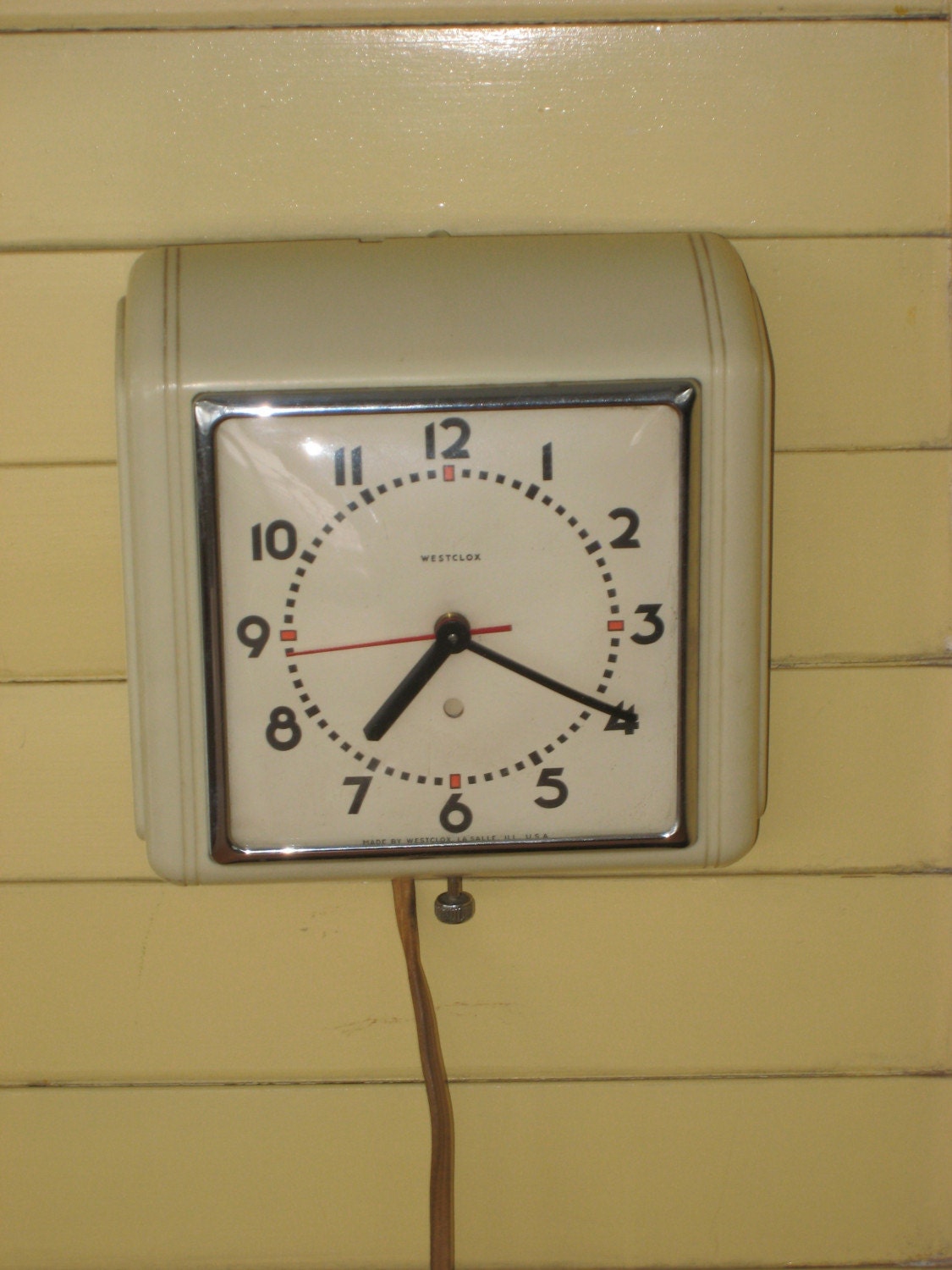 Vintage 1940s 1950s Westclox Dunbar Kitchen Wall Clock