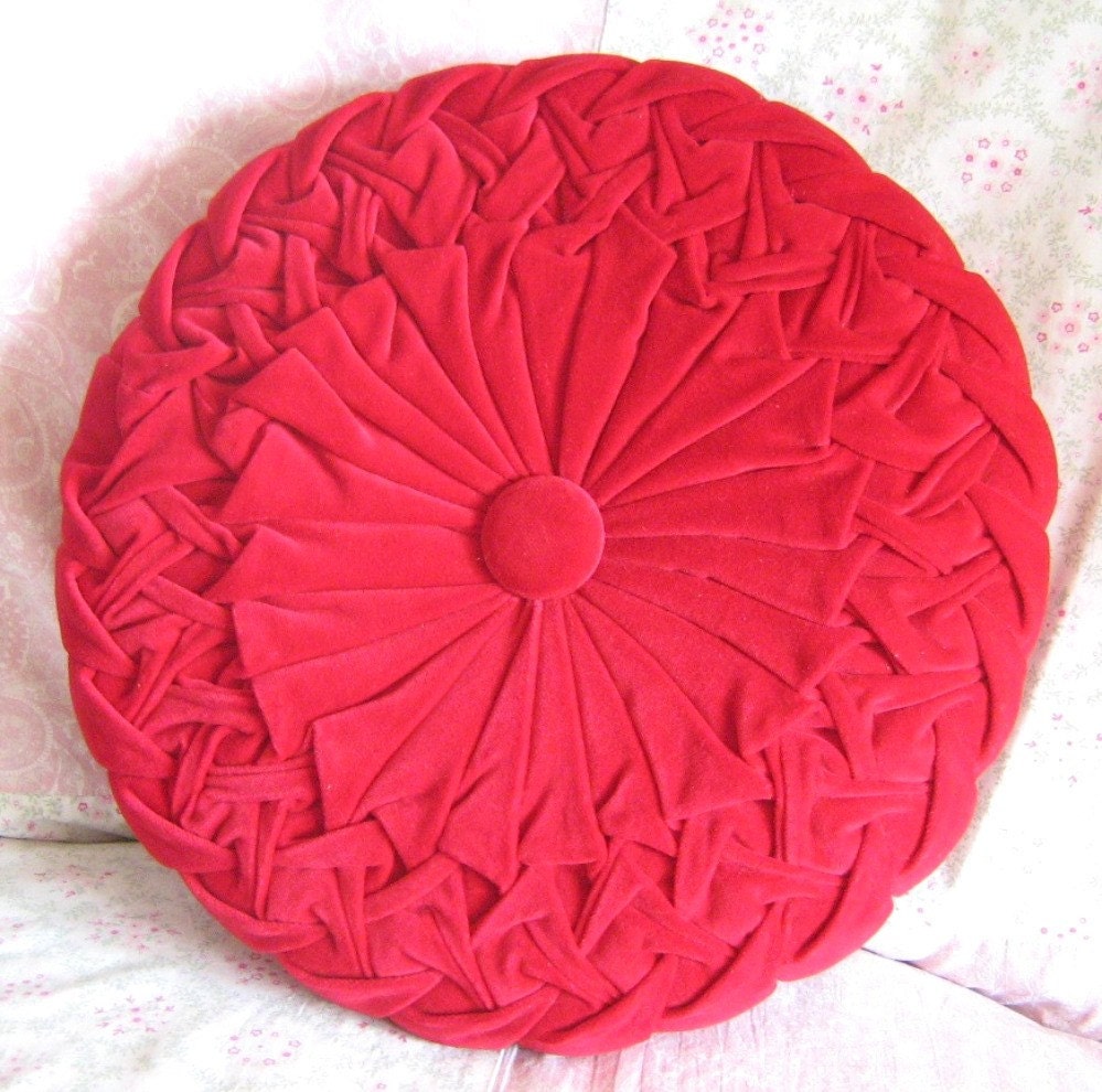 SALE Vintage Velvet Red Ruched Pillow Round no. 2