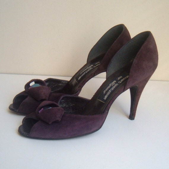 stunning Stuart Weitzman for Mr. Seymour purple suede shoes