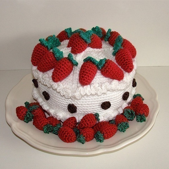 Instant Download - PDF Crochet Pattern - Strawberry Cake (Available in English and Swedish)