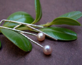 Sterling Silver Zen Staple Pink Pearl Earrings